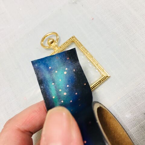 100均材料で 色んなuvレジン作品の作り方 暮らしニスタ 100均材料で 色んなuvレジン作品の作り方 暮らしニスタ