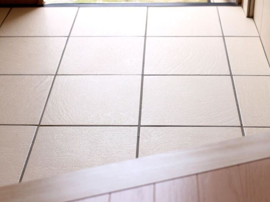 玄関掃除はセスキ水でラクラク ズボラでも続く超カンタン掃除ワザ 暮らしニスタ 玄関掃除はセスキ水でラクラク ズボラでも続く超カンタン掃除ワザ 暮らしニスタ