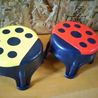 ダイソー新アイテム 可愛すぎて即買い てんとう虫の子供イス 暮らしニスタ ダイソー新アイテム 可愛すぎて即買い てんとう虫の子供イス 暮らしニスタ