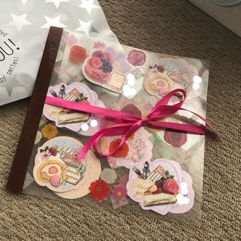 ほぼdaisoで ハーバリウムみたいな寄せ書きメッセージ 暮らしニスタ ほぼdaisoで ハーバリウムみたいな寄せ書きメッセージ 暮らしニスタ