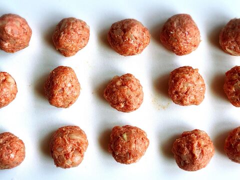 作り置き お弁当に 揚げずに簡単ミートボール ひき肉 肉団子 節約 暮らしニスタ 作り置き お弁当に 揚げずに簡単ミートボール ひき肉 肉団子 節約 暮らしニスタ