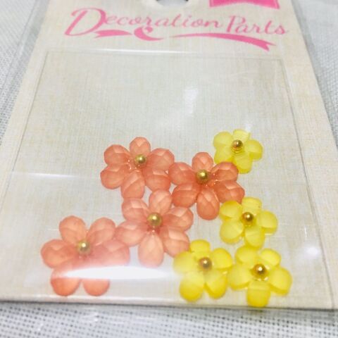 100均手芸用のレースや花モチーフをレジンアクセサリーに 暮らしニスタ 100均手芸用のレースや花モチーフをレジンアクセサリーに 暮らしニスタ