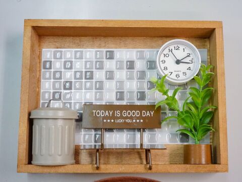 10分diy 100均グッズにガチャガチャ時計で ミニチュア壁掛けインテリア 暮らしニスタ 10分diy 100均グッズにガチャガチャ時計で ミニチュア壁掛けインテリア 暮らしニスタ