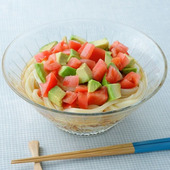 朝食を食べましょう！「アボカドとトマトのぶっかけうどん」