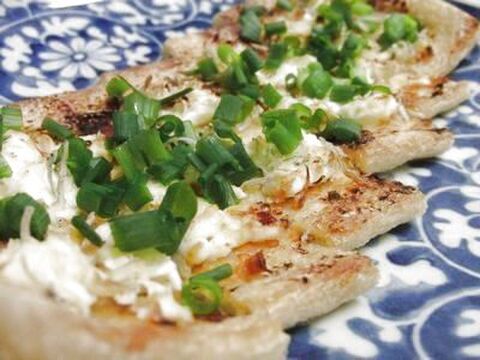 焼きクリームチーズのトリコ 味噌じゃこチーズで油揚げピザ 暮らしニスタ 焼きクリームチーズのトリコ 味噌じゃこチーズで油揚げピザ 暮らしニスタ