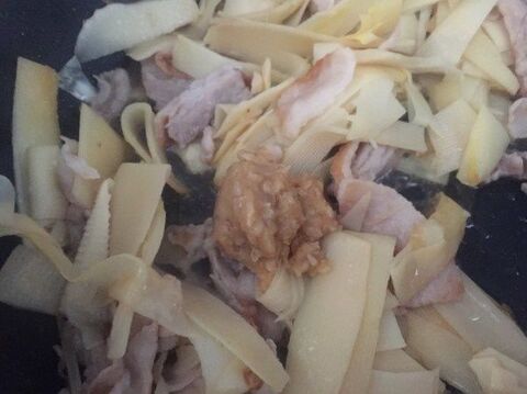 白いご飯が止まらない たけのこと豚バラ肉の味噌炒め 暮らしニスタ 白いご飯が止まらない たけのこと豚バラ肉の味噌炒め 暮らしニスタ
