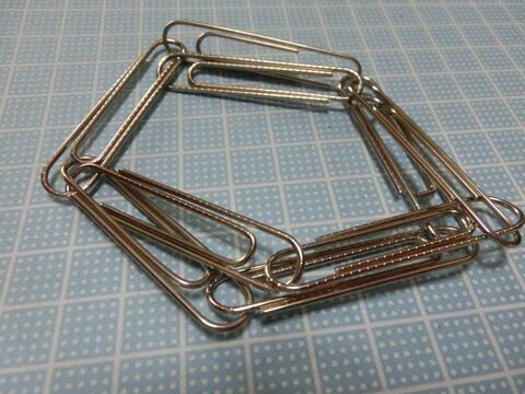 ゼムクリップとマスキングテープだけで 簡単アクセサリー その2 暮らしニスタ ゼムクリップとマスキングテープだけで 簡単アクセサリー その2 暮らしニスタ