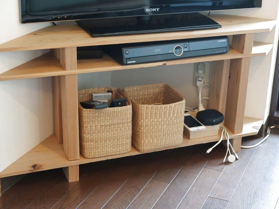 100均の蓋付き箱で作る充電ステーション 暮らしニスタ 100均の蓋付き箱で作る充電ステーション 暮らしニスタ
