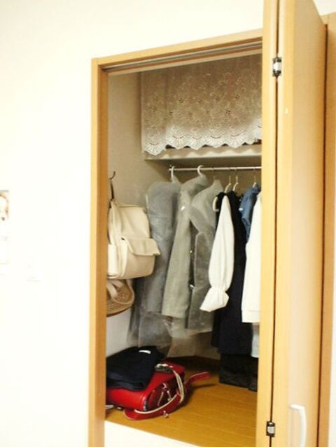子供部屋 バッグ カバンをセリアのフックでデッドスペース収納 暮らしニスタ 子供部屋 バッグ カバンをセリアのフックでデッドスペース収納 暮らしニスタ