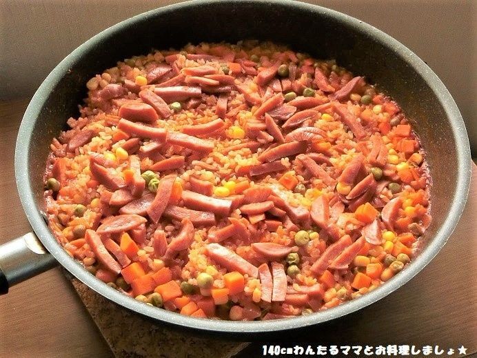 野菜ジュースで簡単★フライパンパエリア