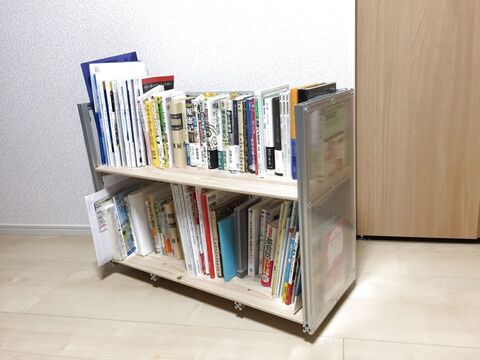 100均とすのこ板で作る可動式本棚 暮らしニスタ 100均とすのこ板で作る可動式本棚 暮らしニスタ