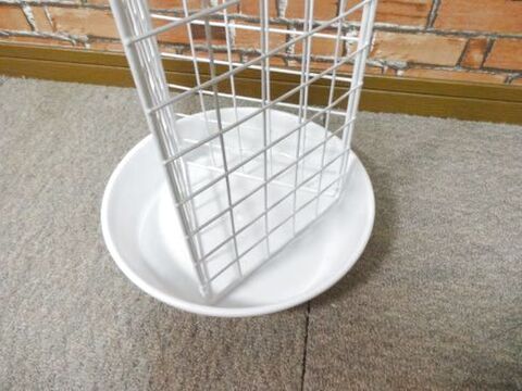 ダイソー商品で作る クルクル回るアクセサリースタンド 回転什器 暮らしニスタ ダイソー商品で作る クルクル回るアクセサリースタンド 回転什器 暮らしニスタ