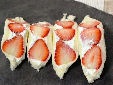 萌え断面 フルーツサンドイッチ 暮らしニスタ