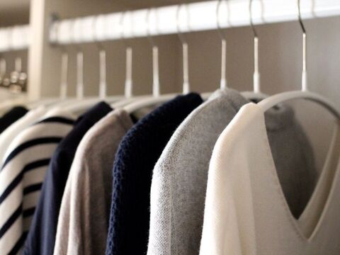 もうリバウンドしない 服が選びやすくなるクローゼット収納のコツ 暮らしニスタ