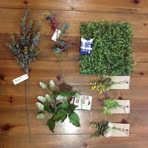 すのことベニヤ板とフェイク植物で壁掛けプランターdiy 暮らしニスタ すのことベニヤ板とフェイク植物で壁掛けプランターdiy 暮らしニスタ