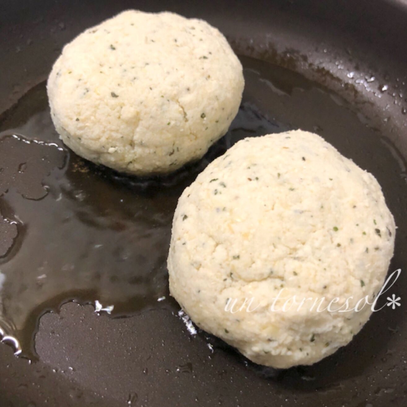 ③焼き目がつくまでつつかないで！