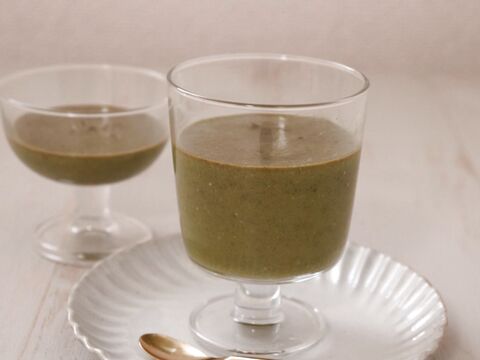 スーパーフードモリンガを使った抹茶風甘酒プリン 暮らしニスタ