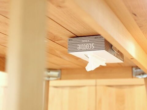 何これ便利 セリアグッズでテーブルにティッシュを浮かせる収納 暮らしニスタ 何これ便利 セリアグッズでテーブルにティッシュを浮かせる収納 暮らしニスタ