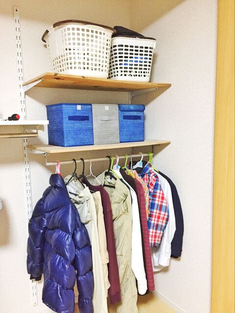パイプハンガー付き棚板をdiyしよう 暮らしニスタ パイプハンガー付き棚板をdiyしよう 暮らしニスタ