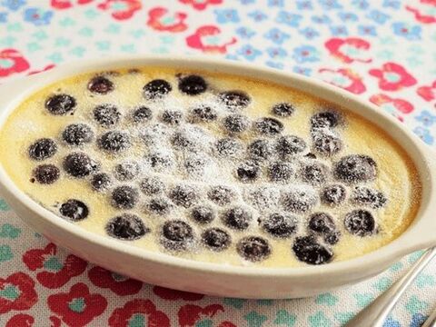 フランス リムーザン地方の伝統菓子 ブルーベリーのクラフティ 暮らしニスタ フランス リムーザン地方の伝統菓子 ブルーベリーのクラフティ 暮らしニスタ