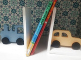 【100均リメイク】木のおもちゃと端材でブッグエンドをDIY