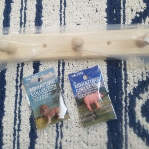 100均リメイク ミニチュアの動物たちでフックをdiy 暮らしニスタ 100均リメイク ミニチュアの動物たちでフックをdiy 暮らしニスタ