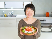 ほりえさわこ先生が超時短テクを伝授！一枚ずつ水にとらなくてもOKな「冷しゃぶ」レシピ