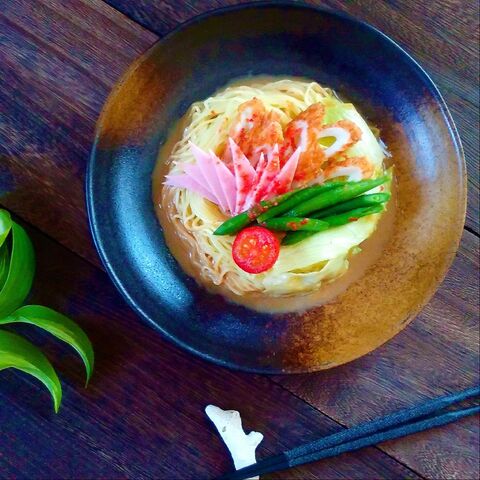 冷凍ミニトマトすりおろしでお色づけ 適当ごまだれ冷やし中華 暮らしニスタ 冷凍ミニトマトすりおろしでお色づけ 適当ごまだれ冷やし中華 暮らしニスタ