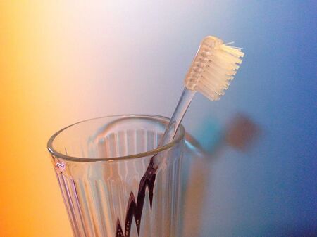 くたびれた歯ブラシを手軽に復活＆清潔にする方法