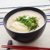 冷たいうどんレシピ「山芋のとろとろうどん」