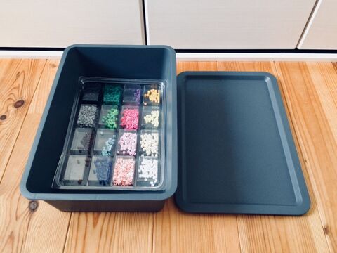 ダイソー スクエア収納box にシンデレラフィット カラフルおもちゃをシンプルに収納 暮らしニスタ ダイソー スクエア収納box にシンデレラフィット カラフルおもちゃをシンプルに収納 暮らしニスタ