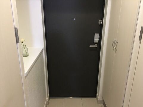 水を流せなくても大丈夫 マンションの玄関掃除には が大活躍 暮らしニスタ 水を流せなくても大丈夫 マンションの玄関掃除には が大活躍 暮らしニスタ