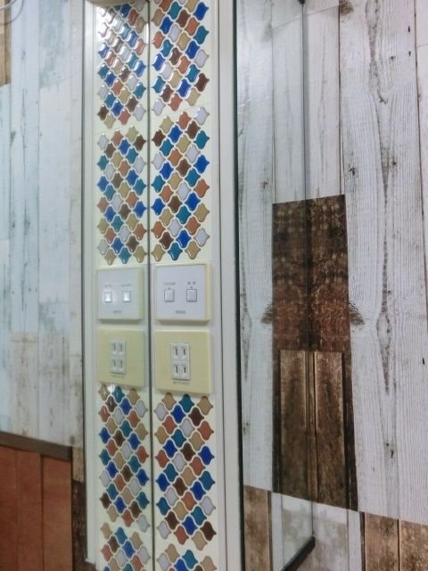 セリア モロッカンタイルシールで洗面台周りをプチ リノベーション 暮らしニスタ セリア モロッカンタイルシールで洗面台周りをプチ リノベーション 暮らしニスタ