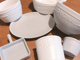 三色展開のマットモノトーンがかわいい食器