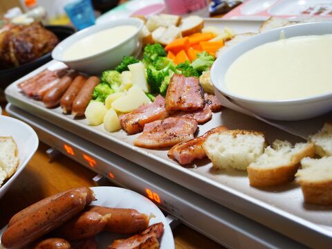 Panasonicのihデイリーホットプレートでチーズフォンデュ 暮らしニスタ