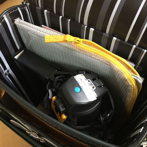 袖リメイクで簡単水筒カバー 学校の通学が少しでも楽になる工夫 暮らしニスタ 袖リメイクで簡単水筒カバー 学校の通学が少しでも楽になる工夫 暮らしニスタ