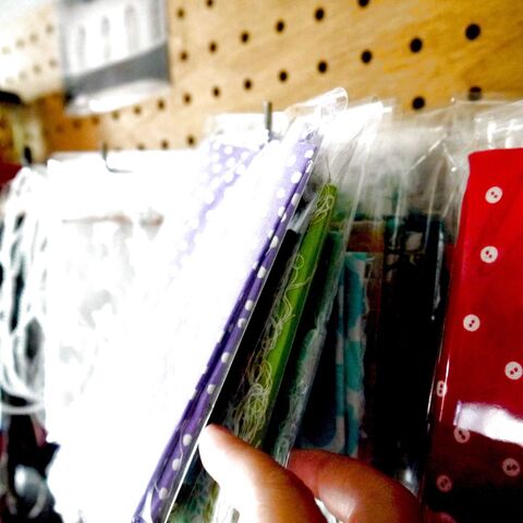 クリアな透明袋がおすすめ 大きさ別布はぎれの収納法 暮らしニスタ クリアな透明袋がおすすめ 大きさ別布はぎれの収納法 暮らしニスタ