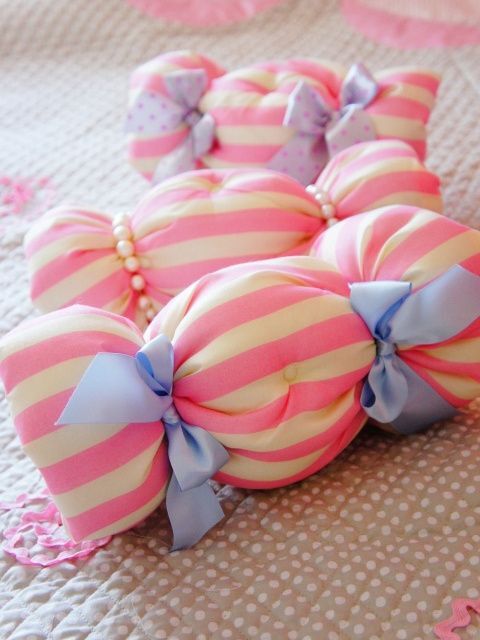カンタン ときめきハンドメイド キャンディーフォルムなクッション 暮らしニスタ