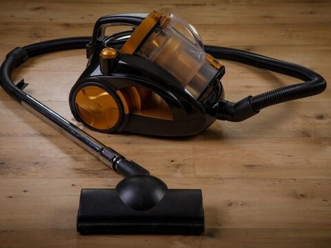 裸足で気持ちいいフローリングにするには 床の効果的な掃除方法 暮らしニスタ 裸足で気持ちいいフローリングにするには 床の効果的な掃除方法 暮らしニスタ