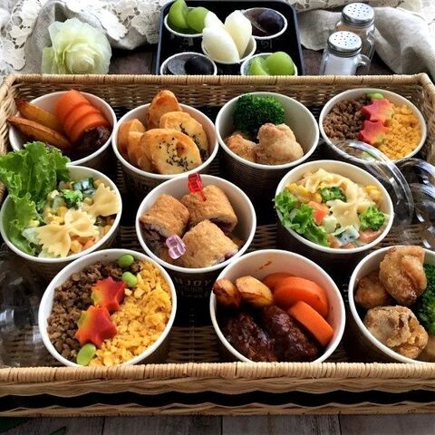 100均おしゃれペーパーカップで行楽弁当 暮らしニスタ 100均おしゃれペーパーカップで行楽弁当 暮らしニスタ