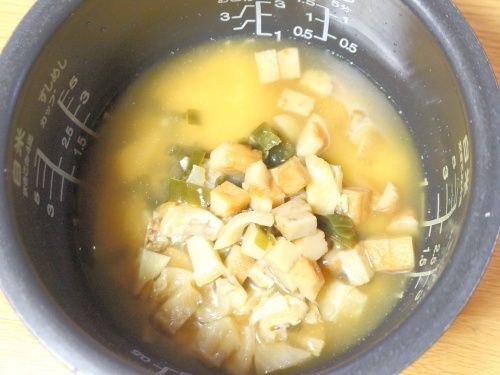 炊飯器に入れてスイッチオン！