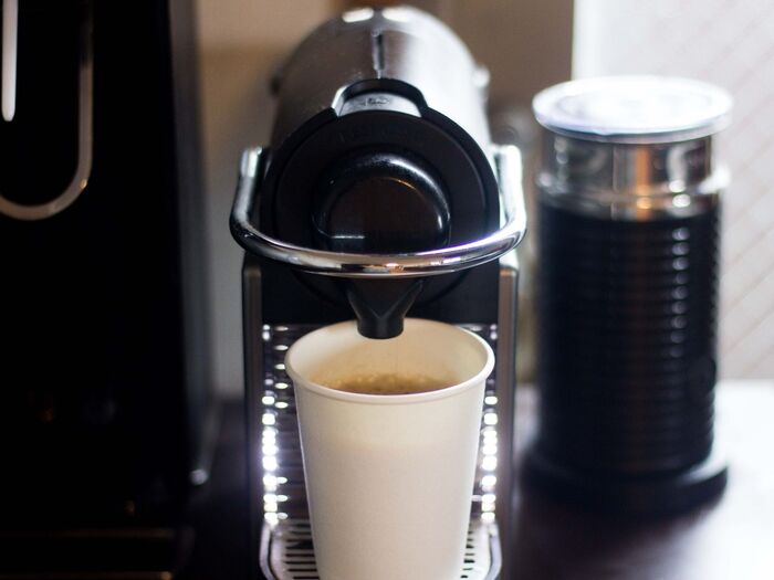 イマドキのおうちカフェは紙コップコーヒーで！