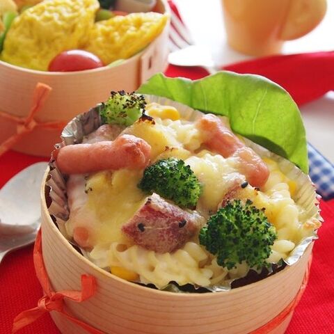 お弁当もって おさつマカロニグラタン弁当 暮らしニスタ