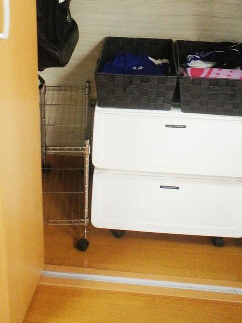 子供部屋 カバンが散乱したクローゼット収納 暮らしニスタ 子供部屋 カバンが散乱したクローゼット収納 暮らしニスタ