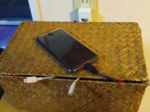 スマホ充電器 片付けいらずなのにスッキリが叶いました 暮らしニスタ スマホ充電器 片付けいらずなのにスッキリが叶いました 暮らしニスタ
