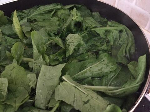 大根の葉っぱでおしゃれなイタリアン風 ペペロンチーノソテー 暮らしニスタ 大根の葉っぱでおしゃれなイタリアン風 ペペロンチーノソテー 暮らしニスタ