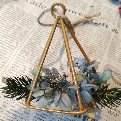 100均とフェイクで乗せるだけ簡単 ミニxmasツリー風アレンジ 暮らしニスタ 100均とフェイクで乗せるだけ簡単 ミニxmasツリー風アレンジ 暮らしニスタ