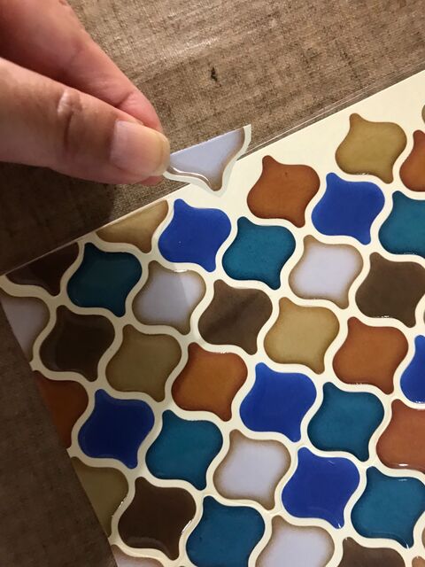 洗面所を簡単イメチェン セリアのモロッカン風タイルを貼るだけdiy 暮らしニスタ 洗面所を簡単イメチェン セリアのモロッカン風タイルを貼るだけdiy 暮らしニスタ