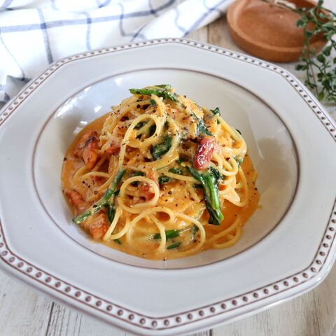 大人気ぺぺたまの進化版 クセになる 絶品 ホーベーたま ほうれん草とベーコンの卵とじパスタ 暮らしニスタ 大人気ぺぺたまの進化版 クセになる 絶品 ホーベーたま ほうれん草とベーコンの卵とじパスタ 暮らしニスタ