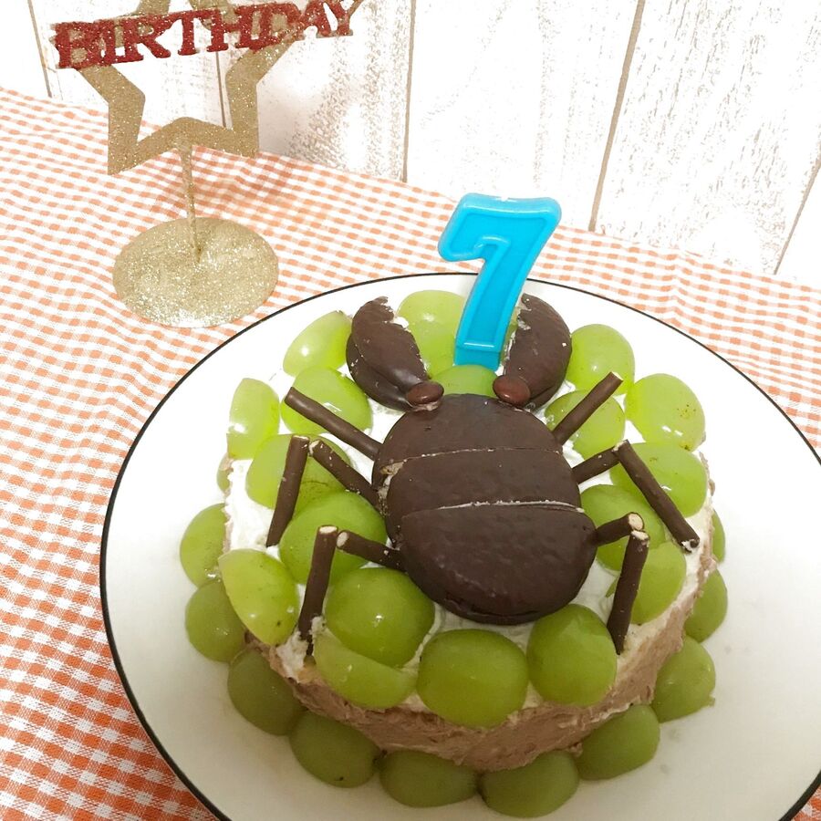 虫好きの子供が大喜び 3つの材料で簡単にできるクワガタケーキ 暮らしニスタ